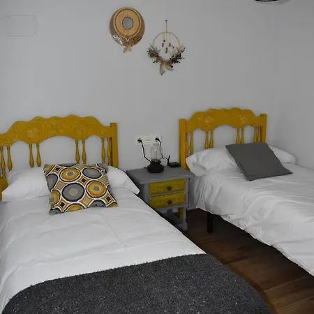 Holiday home La Casa Azul, Un Oasis De Calma, Vistas Impresionantes Con Piscina Abierta Hasta 5 Oct Ramales de la Victoria