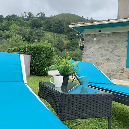 Сasa de vacaciones La Casa Azul, Un Oasis De Calma, Vistas Impresionantes Con Piscina, Saltador, Barbacoa Y Acceso Al Rio Ason *