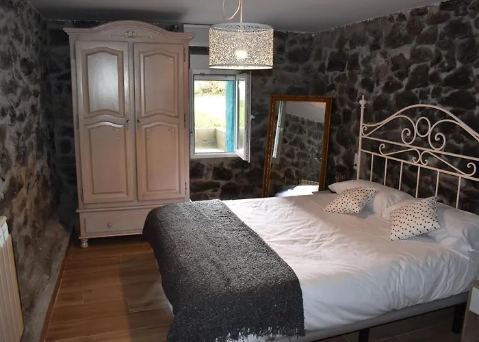 La Casa Azul, Un Oasis De Calma, Vistas Impresionantes Con Piscina, Saltador, Barbacoa Y Acceso Al Rio Ason * Ramales de la Victoria