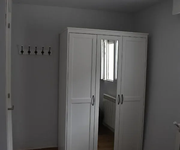 La Casa Azul, Un Oasis De Calma, Vistas Impresionantes Con Piscina, Saltador, Barbacoa Y Acceso Al Rio Ason Holiday home Ramales de la Victoria