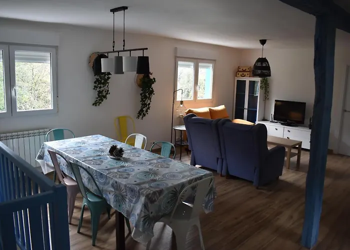 La Casa Azul, Un Oasis De Calma, Vistas Impresionantes Con Piscina, Saltador, Barbacoa Y Acceso Al Rio Ason Holiday home